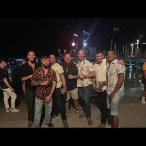 Meet your Posher, Tay